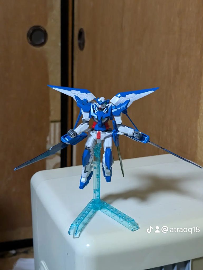 ポージングは下手くそですけど( ̄▽ ̄*)エクシアは好きなのは信じて欲しいです