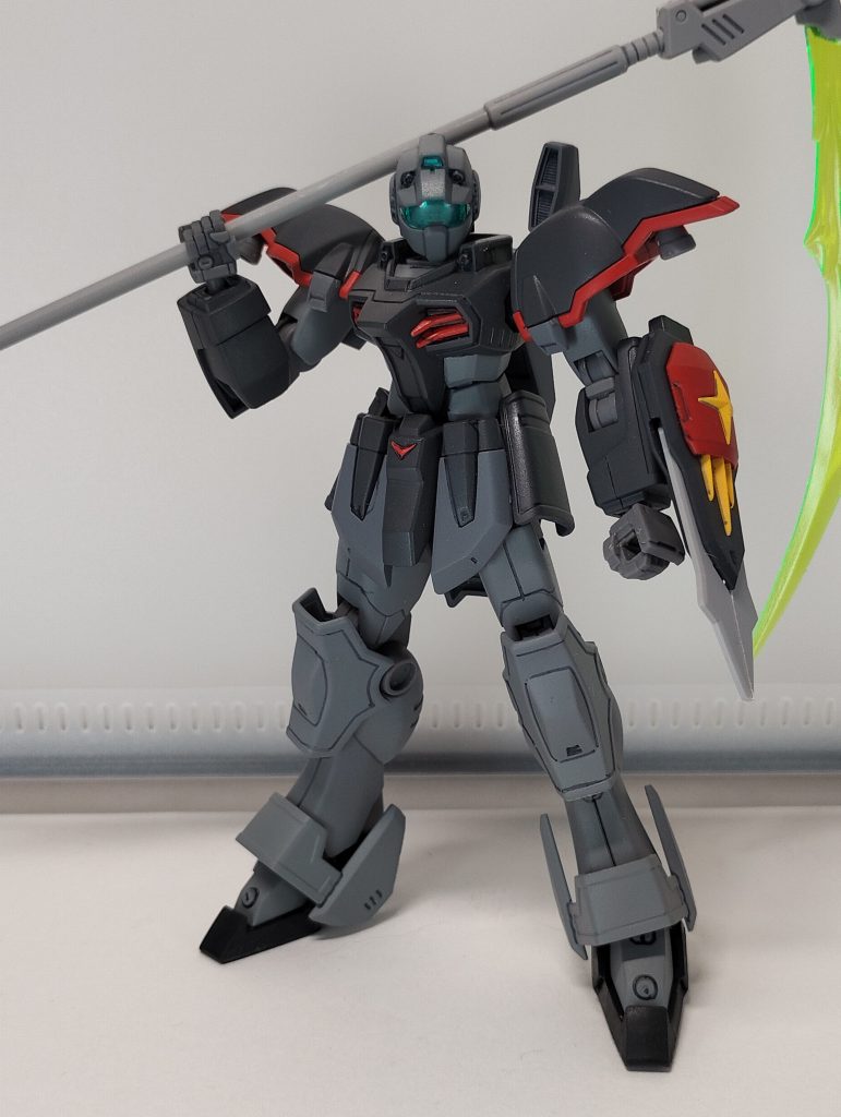 ガンダムデスサイズにGM/GMの頭部を付けて色を暗めにして見ました、ハイパージャマーを使用して音も無く近寄りガンプラを狩って行く