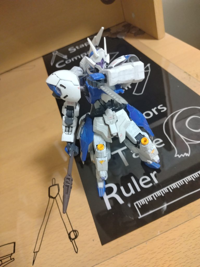 キマリスヴィダールとミカエリスのミキシング二人とも見た目や雰囲気が似ているからやってみました 