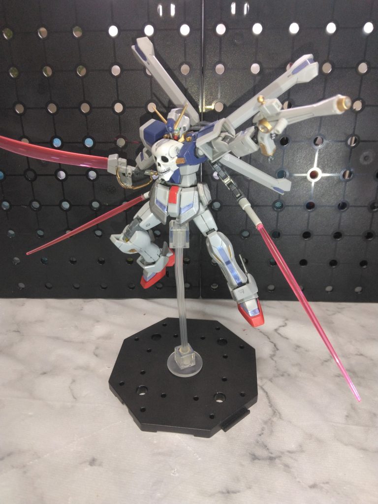 ホントにこんな使い方するのかは分かりませんが、サブアームも展開