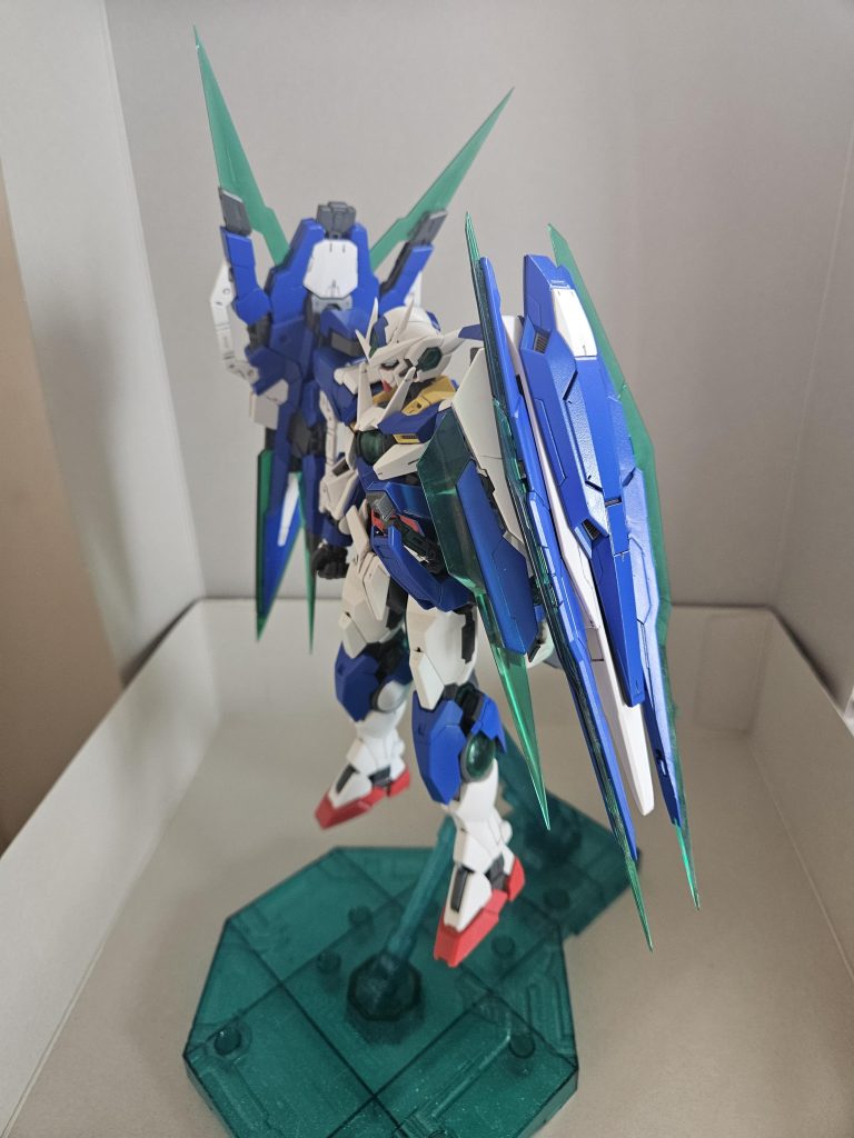 ダブルオークアンタ・フルセイバー–2枚目/制作者：PST