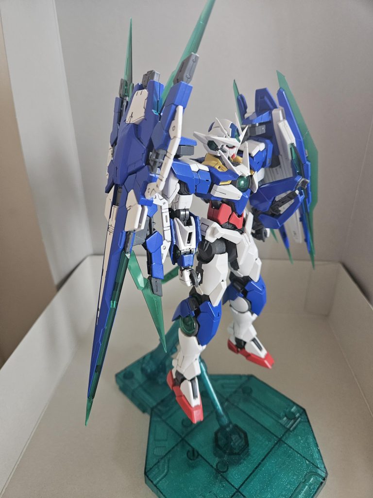 ダブルオークアンタ・フルセイバー–3枚目/制作者：PST