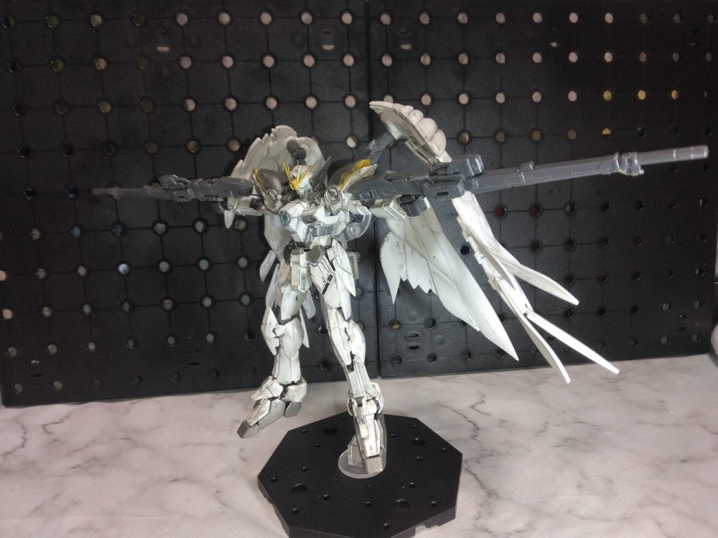 ツインバスターライフルでおなじみポーズしたかったけど、全然とれなくてポーズ変更。意外とロリバスも似合う。