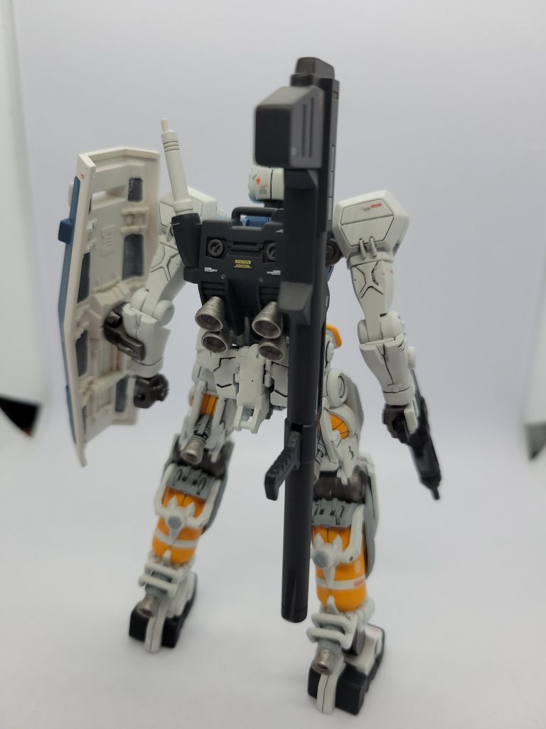 クランバトルで元連邦兵が搭乗する機体をイメージして製作しました。名前はジム改の英語表記のGM TYPE Cから