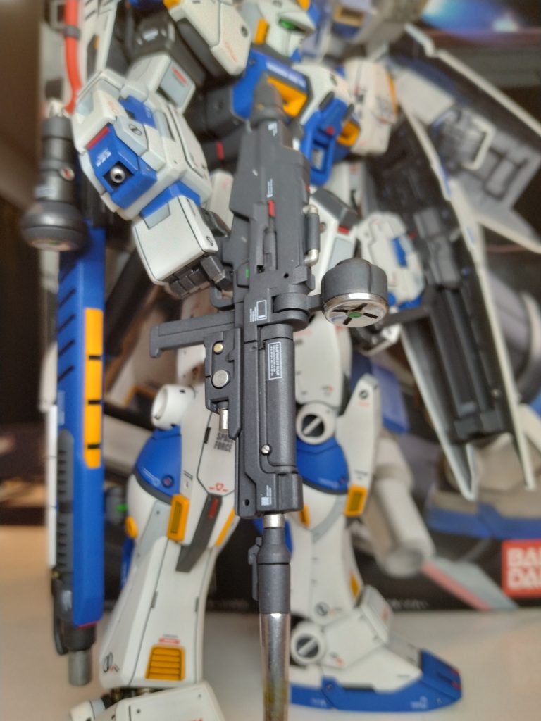 MG 1/100 RX-78-4 ガンダム4号機–3枚目/制作者：yuuchann