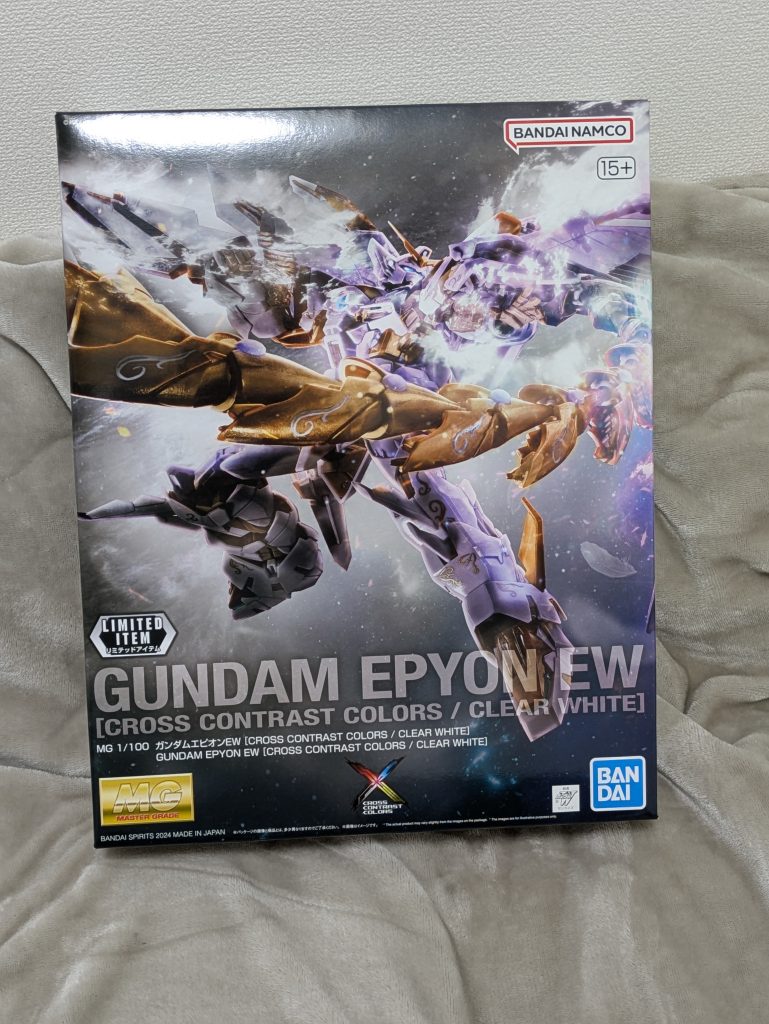 GW開始と共に販売されたMGの白いエピオン。運良くガンダムベースの抽選に当たっていたので購入することができました。今年のGWは中途半端な日程だったので、期間中は白エピオンを組み立てる予定でした。