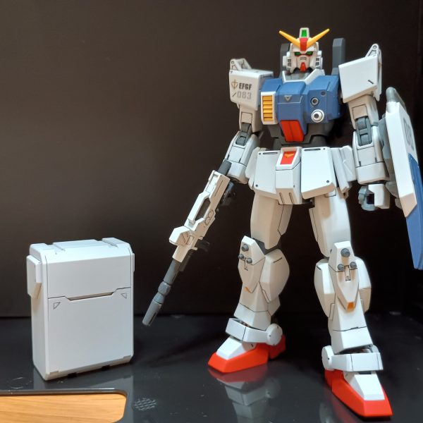 HG 陸戦型ガンダム 成形色＋部分塗装