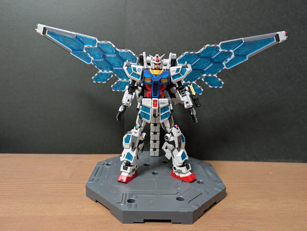 普段はつや消しのトップコートですが、今回初めて半艶にしてみました。インスタとかで本物の写真見てると艶があったので。しかしすっごい場所取なぁ😟