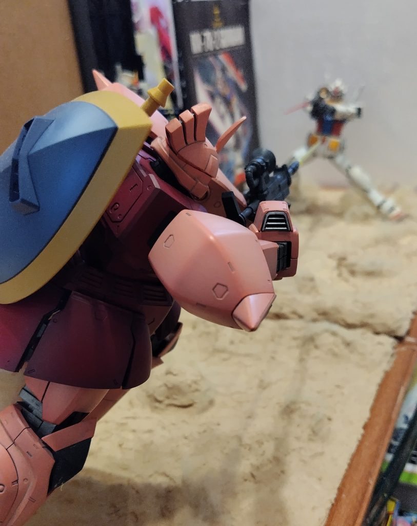 ゲルググの後方から