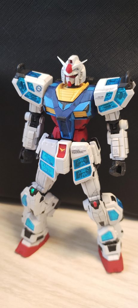 バックパック無しのグラスフェザー装備です。この装備は賛否両論ありますが個人的には気に入っています。