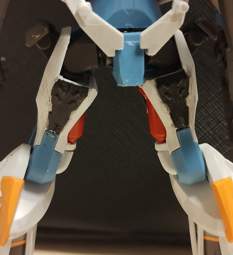 部分塗装その1太ももの裏の部分です。はみ出ているところもありますが汚しということで。