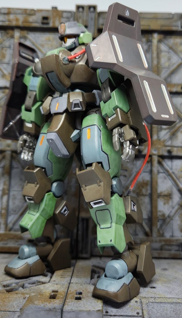 配線は適当です。