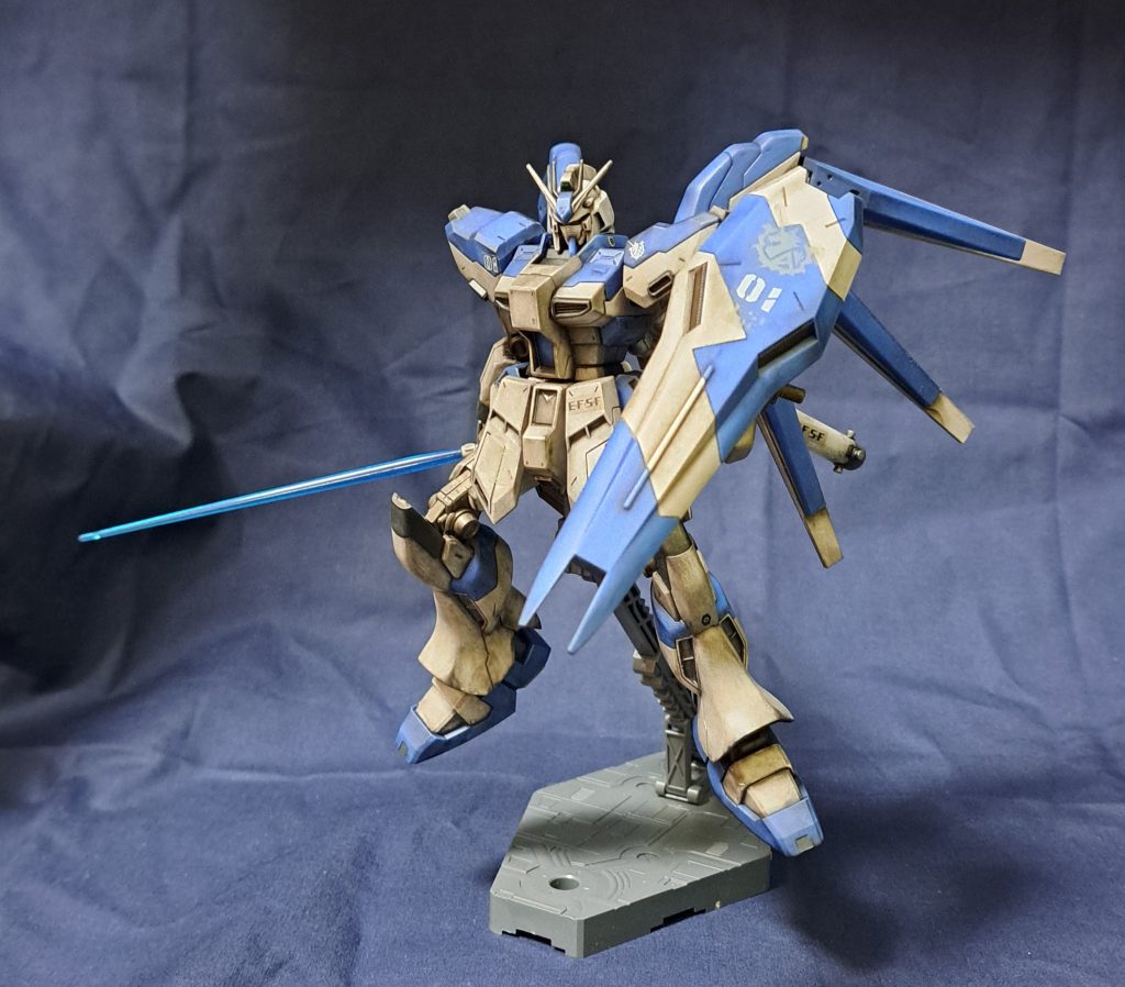 HG Hi-vガンダム–2枚目/制作者：Roto