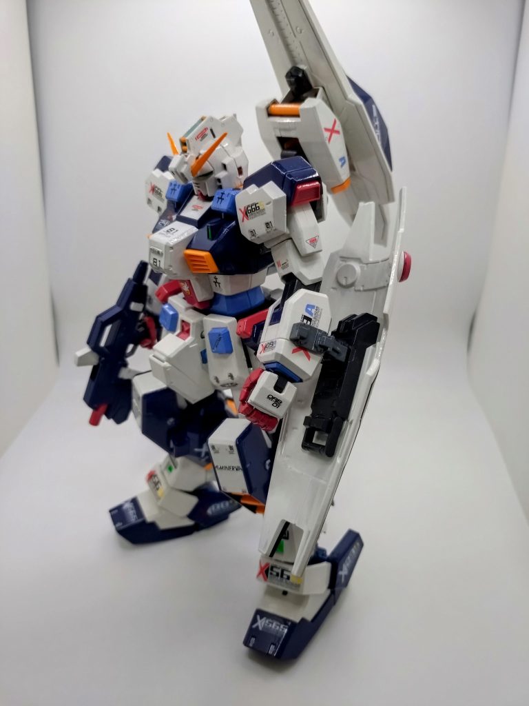 仕上げは、いつものトップコートの光沢で。ヘイズル本体にフルドドのツイン装備は、撮影ブースに悩んで、まだ撮影してませんが、近いうちに撮影して投稿出来ればと思います。最後まで見て頂いて、ありがとうございました(*^^*)