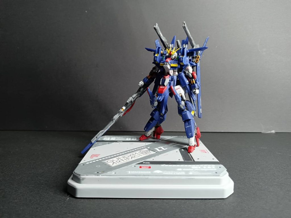 ガンダムアーティファクトph5の024百式と026ZZガンダムのミキシングで、ガンダムビルドファイターズトライよりZZIIを作成しました。