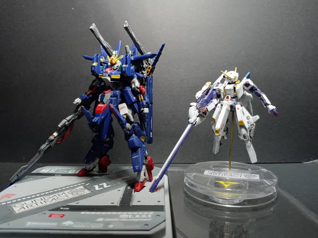 2024.03に初スクラッチしたTR6と比較。だいたい1年経ち、オイラの技術的にも進歩しました。今回は、スジボリの彫り直し、エナメル塗料でのスミイレ、しっかりとデカールワークがんばりました。色々気づきがありました。スジ彫りの必要性、エナメル塗料のスミ入れの楽さ。あと、おいらデカールワークきらいです😱笑。けど、しっかりやるとかっこいい!本体はAE製にしました、ASURさんもやってたし笑。