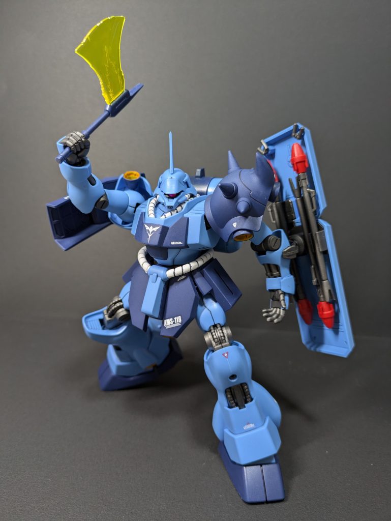 ライフルとサーベルはなかったですがビーム・アックスはついてました💦 