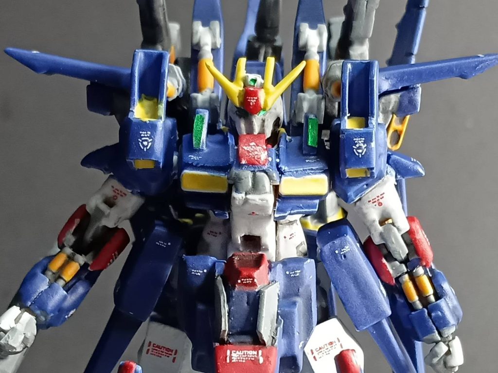 ほんとはアップしたくないですが、今のおいらのおもいっきりを出します。顔はZの顔がないので百式から無理やり、何とかクチバシもつけて作成しました。