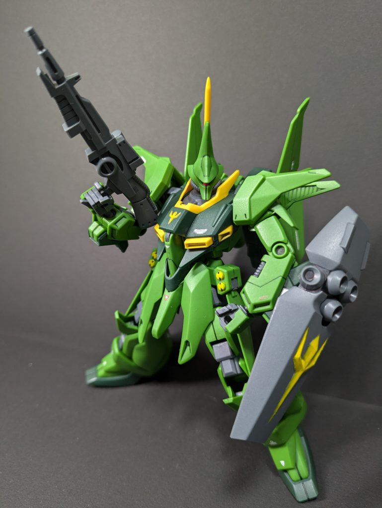 なんか量産機カラーですが強そうw