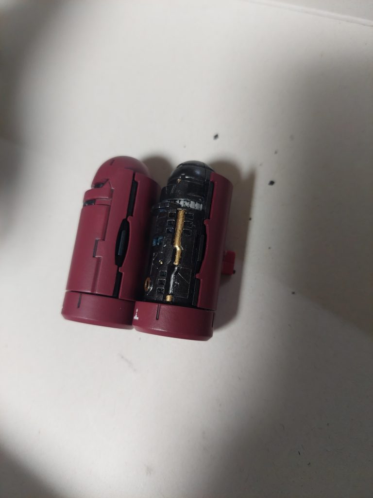 見えなくなるけど黒鉄で塗装した❕