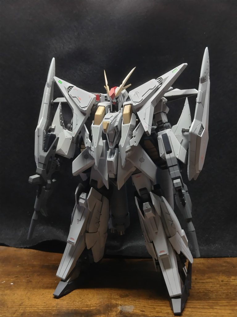 クスィーガンダム–5枚目/制作者：どこのこのきのこ