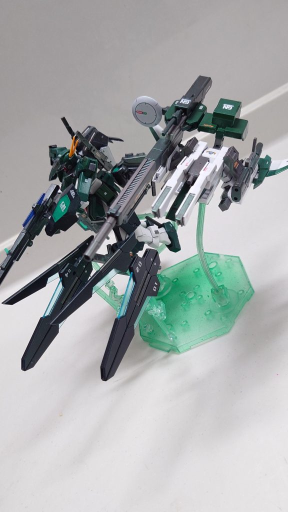 ケルディムと並べてみました!それっぽい支援機になったかと思います(gandam-hand1)次回はケルディムガンダムと合体させてみます!また見て下さいね!