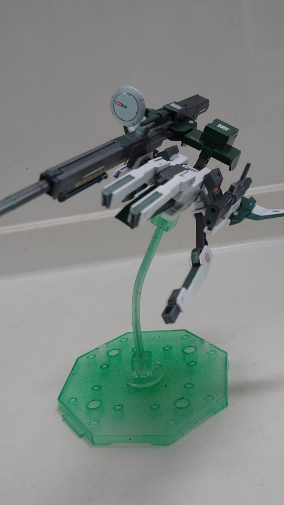 アーム展開!ギミックとしてはこれくらいなので(gundam-kao5)