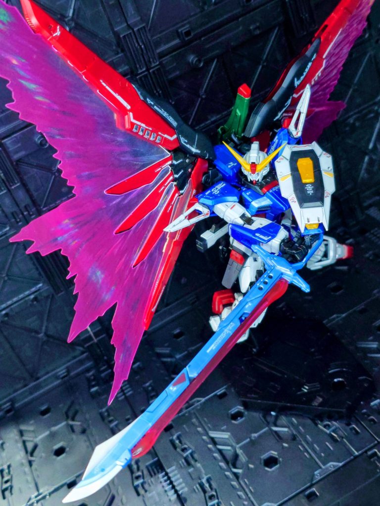 放つ光、空に堕ちる♪一番ポロリしまくったポージング(笑)シンといえばこのポーズの印象が強いですよね!