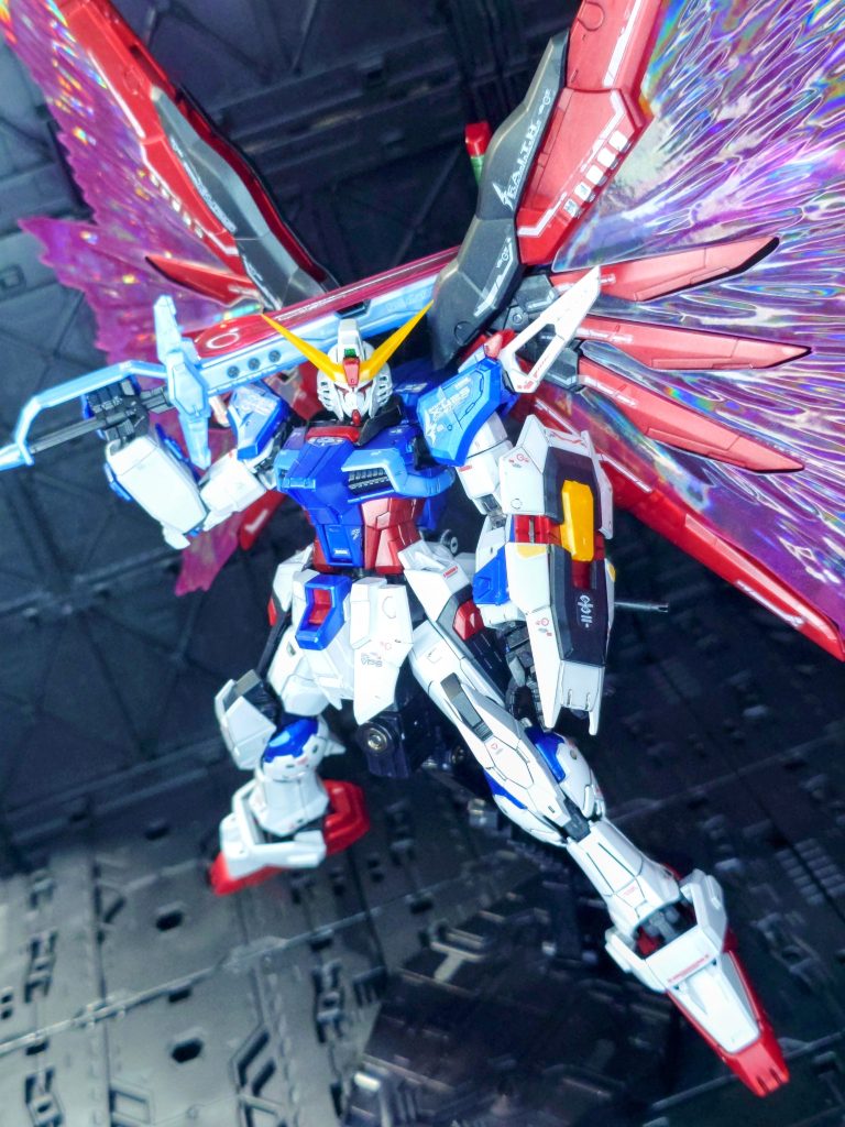 オプションセット光の翼はホログラフィックでキラキラでとても綺麗。接点が弱くポロポロするのは難点ですがこれは大満足!