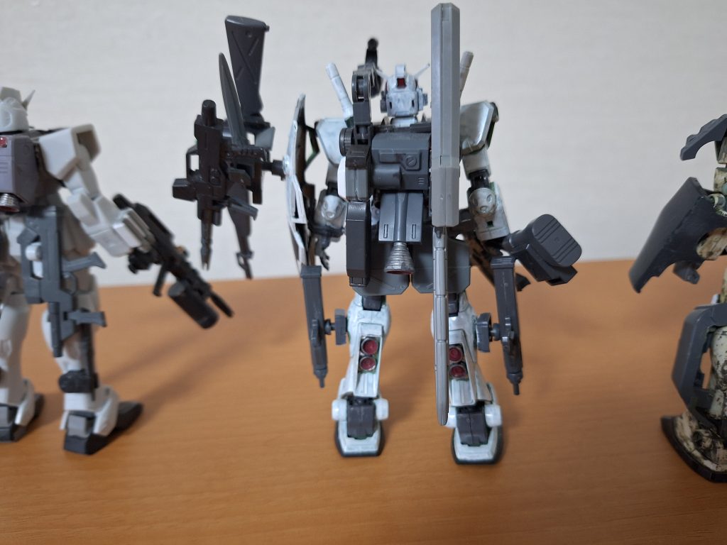 なお、先の投稿時からさらに弄って、バックパックを２重にしてあり、狙撃用バックパックはパージできるようにしてあります。