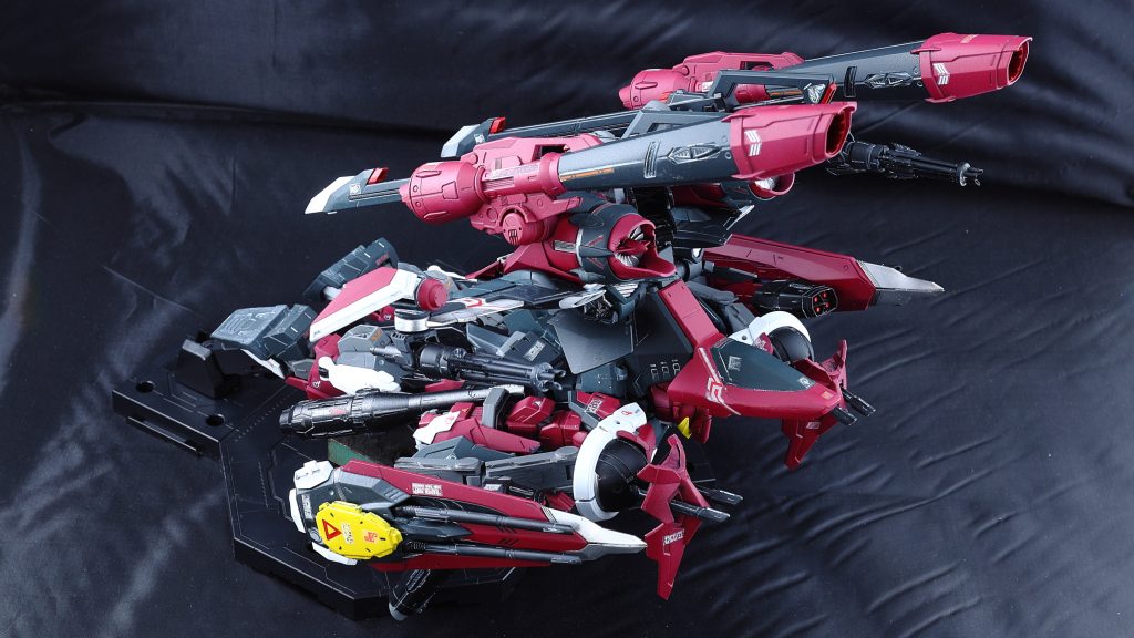 巡航形態ミラージュコロイドを使用しながら移動する事が出来る