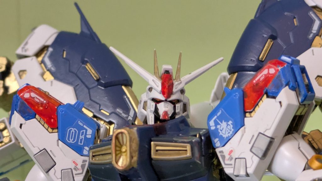 なんか悪そう（小並）あと初代ガンダムみてぇだこれ。