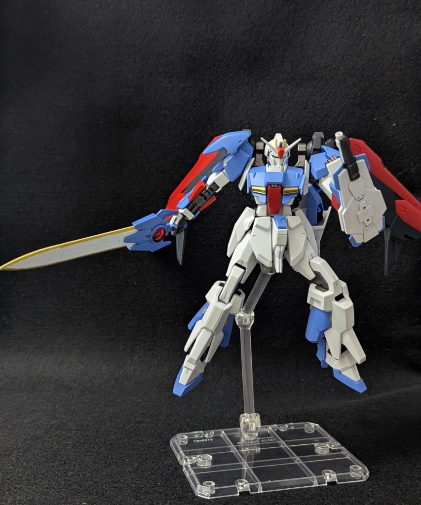 クラウ・ソラス抜剣クラウ・ソラスとはアイルランド民話に登場する光の剣です（やっぱりこういう剣には伝説由来の名前つけたくなりますね）ファンタジーゲームに出てくる主人公が持ってそうな感じのカラーにしてみました