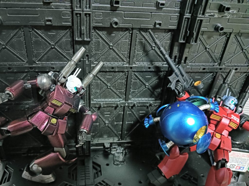 ドリャ！　　　　　　　　　グワーッ！