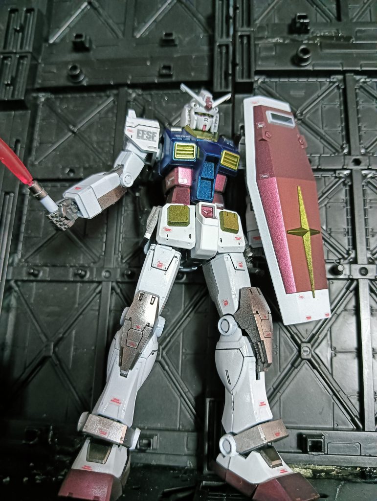 デカールは途中から適当になりました許してください…