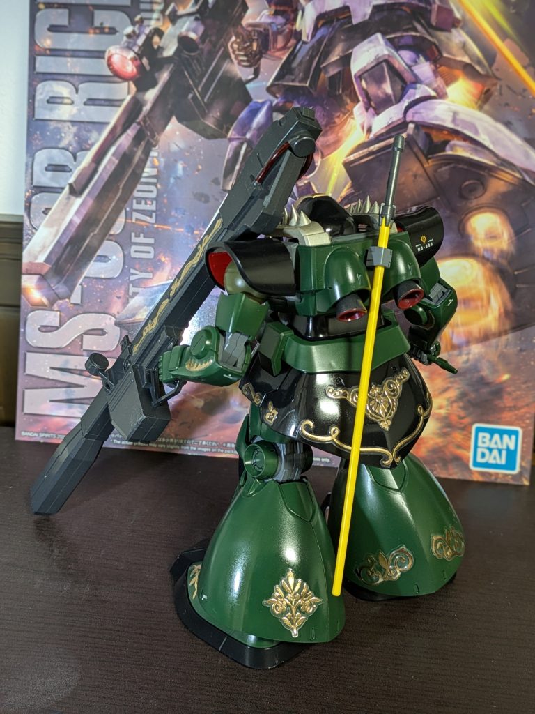 肩のトゲトゲはロマン