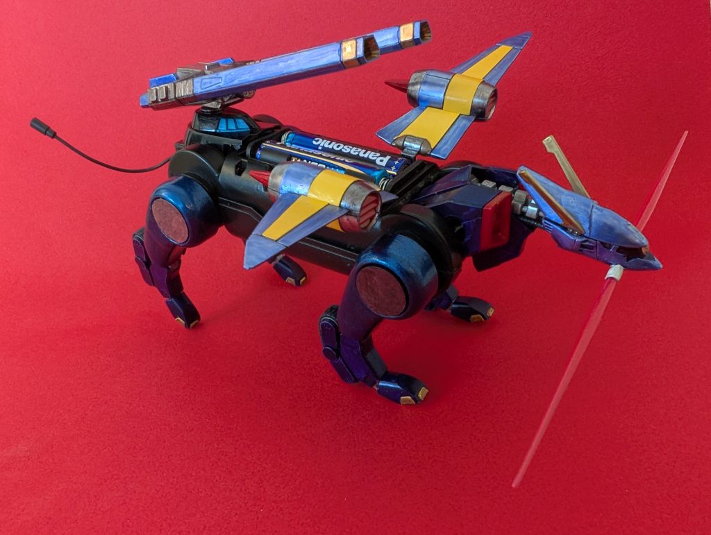 工作優先なので、塗装はガンダムマーカーとシールレベルなのは、どうかご容赦ください。