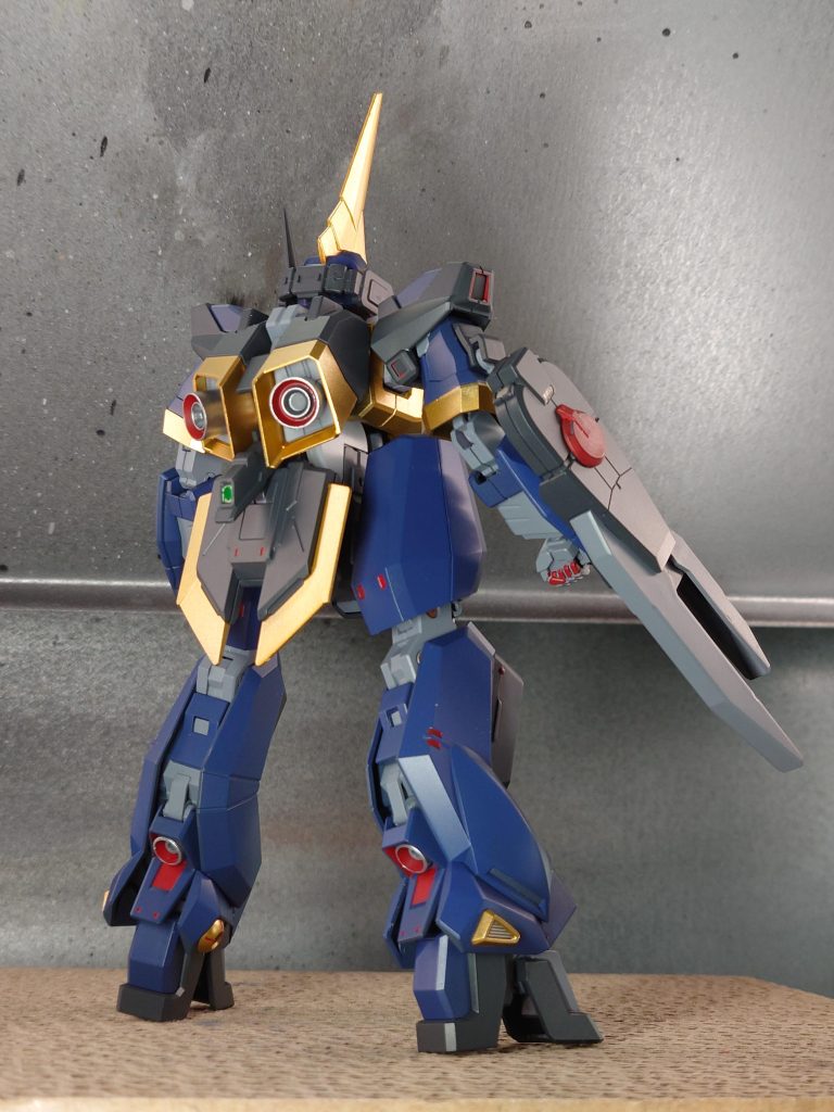 塗装レシピグレー……メカサフlight黒……メカサフSuperHeavy　→　ティターンズブルー2紺……メカサフSuperHeavy　→　ティターンズブルー1赤……シタデルカラーのメフィストンレッド金……メカサフSuperHeavy　→　スターブライトゴールドシルバー……チタンシルバー 黄色がなかったので、金色にしています。