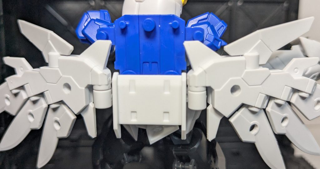 ウイングユニットはGディフェンサーを使うと無加工で付けられます