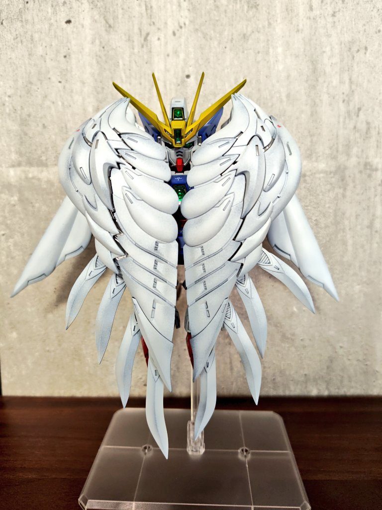 MGSDウイングゼロEW 黒立ち上げ塗装–5枚目/制作者:@Kazon1221