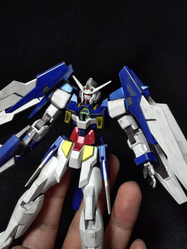 肩の所塗りすぎた。