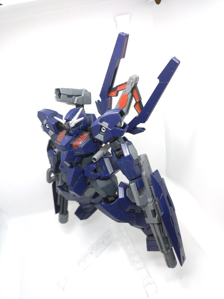 ガンダムルブリスウルⅡ–3枚目/制作者：気分屋コウ