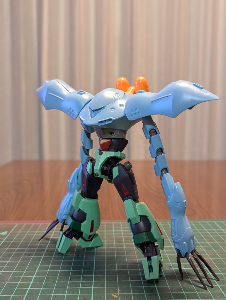 はじめは脚長だけのつもりでしたが足が余っていたので付けました！ 以上閲覧ありがとうございました！