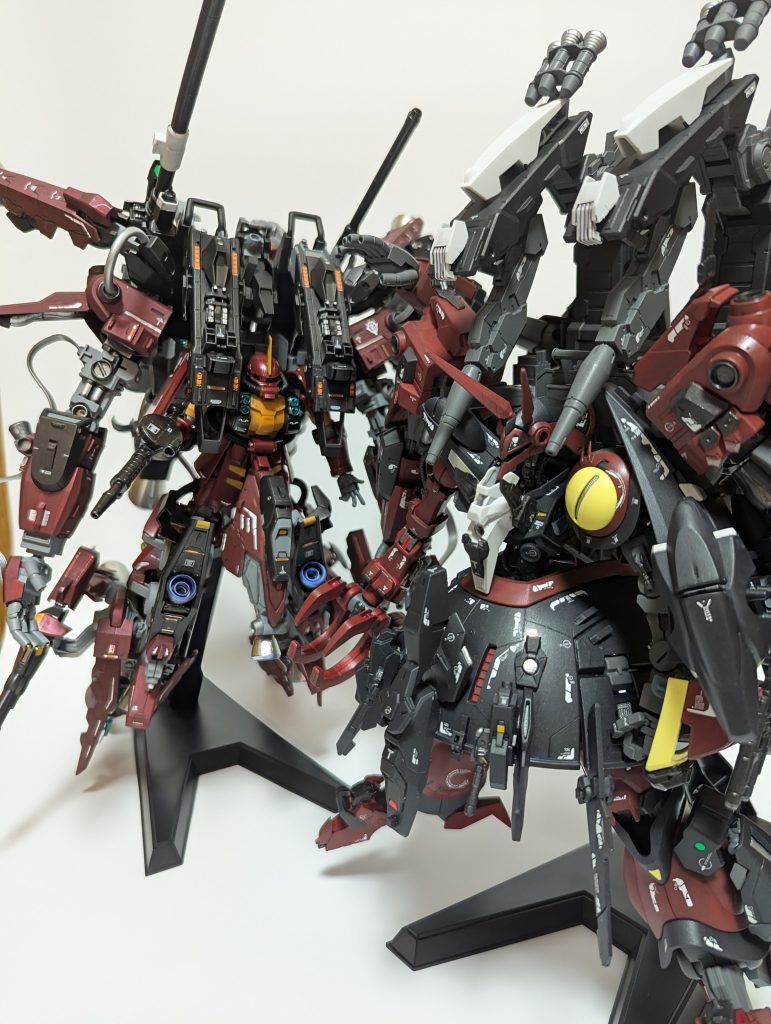 実は似たようなサイコザクも居るんですよ〜以上閲覧ありがとうございました☺