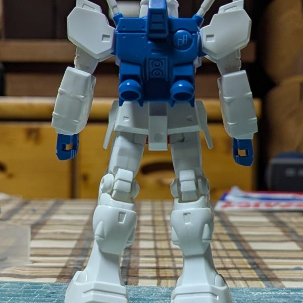 皆さんこんにちはガンダムGP01進捗です大まかではありますがなんとか形になってきました今後は表面処理、スジ彫りによるモールド追加、ハンドパーツの変更などやっていきます！（4枚目）