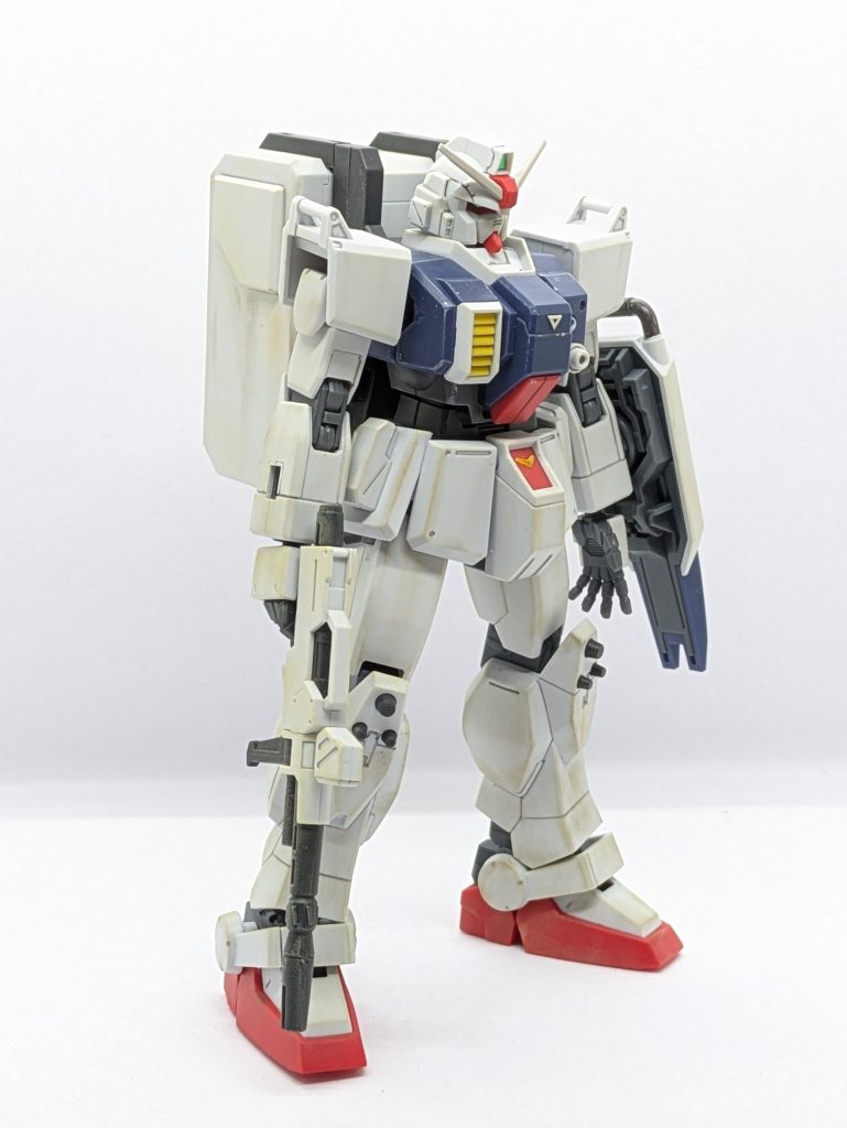 頭部は1個前のキットの方が好みだったのでコンバートしてます