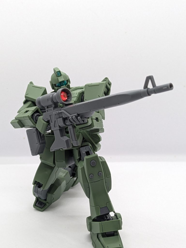 旧キットより確実に膝立ちが決まるクオリティ✨パチ組みでも充分な感じ?プレバンってのが残念です!