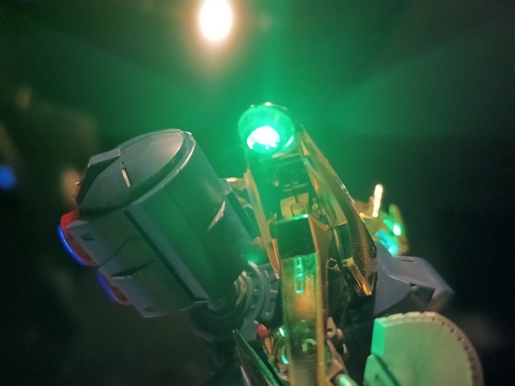 MG 百式改 LED組込み–3枚目/制作者：福田　義康