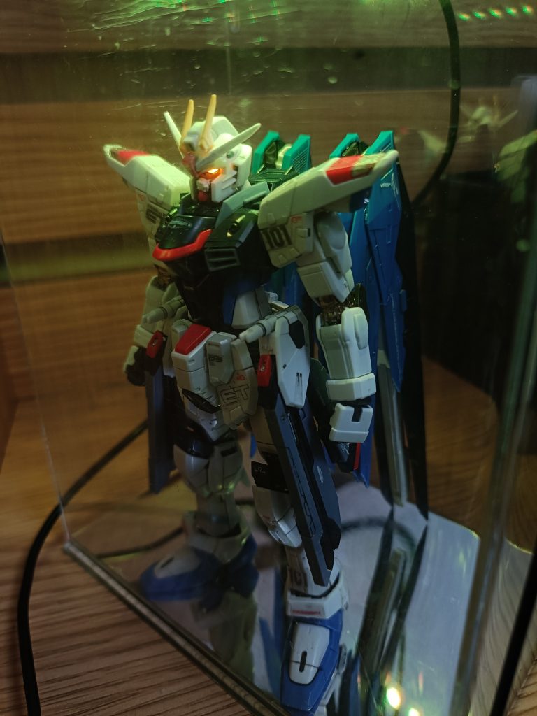 フリーダム電飾–2枚目/制作者：PURABOU