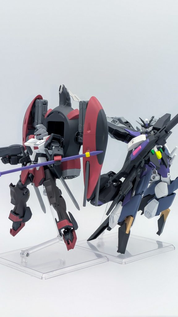 紫咲シオン専用機(https://gumpla.jp/hg/2006335)と一緒に。紫咲シオン最後のオリジナル曲がシオン。沙花叉クロヱ最後のオリジナル曲が光あれ。どっちも曲名や歌詞から読み取れるものが多くて切ないような気持ちになる…。
